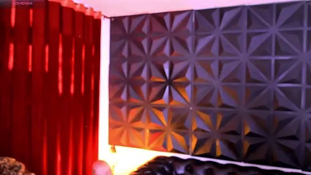 Snapshot of Misselektra__ chatting on December 28, 2024, 3:47 am Misselektra online show from December 28, 2024, 3:47 am