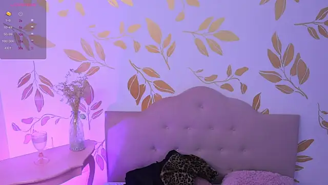 Snapshot of Misselektra__ chatting on September 9, 2025, 4:12 am Misselektra online show from September 9, 2025, 4:12 am