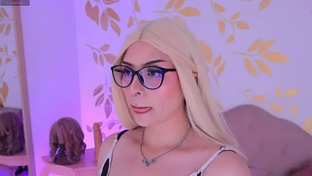 Snapshot of Misselektra__ chatting on September 19, 2025, 4:07 pm Misselektra online show from September 19, 2025, 4:07 pm