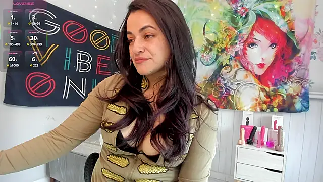 LovelyAzucena online show from October 21, 2025, 2:40 pm