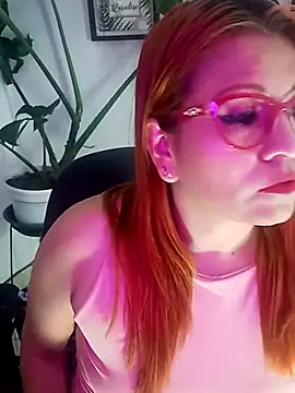 Victoria Caruso online show from March 20, 2025, 8:40 pm