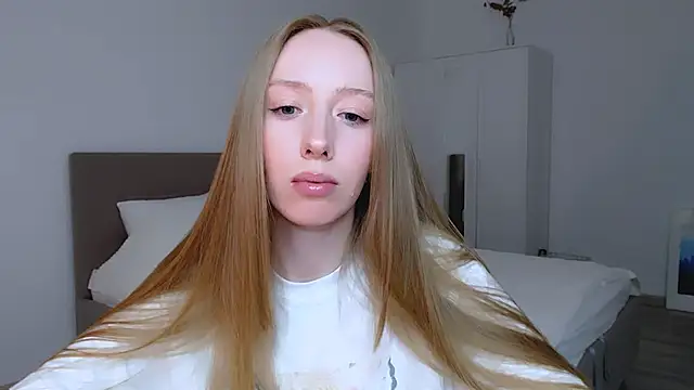 Luna insniity online show from December 15, 2024, 3:13 am