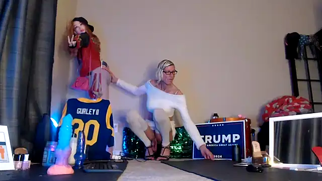 Snapshot of Taylorsexbot chatting on December 23, 2024, 4:12 am Taylorsexbot online show from December 23, 2024, 4:12 am