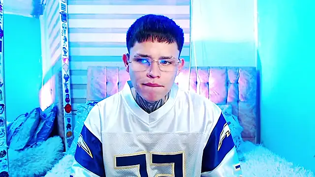 Snapshot of _justinmoon2 chatting on May 8, 2026, 7:41 pm justinmoon2 online show from May 8, 2026, 7:41 pm