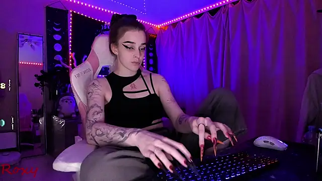 wet dream  online show from December 2, 2025, 11:00 pm