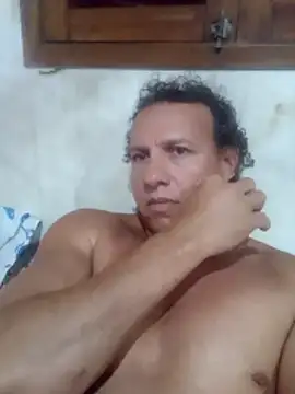 Snapshot of will1980 chatting on December 22, 2025, 11:57 pm will1980 online show from December 22, 2025, 11:57 pm