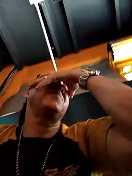 Snapshot of will1980 chatting on February 5, 2026, 12:10 pm will1980 online show from February 5, 2026, 12:10 pm