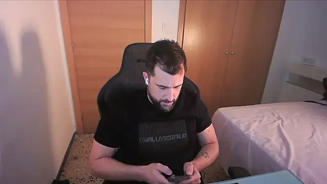 alex877x online show from November 29, 2025, 2:09 pm