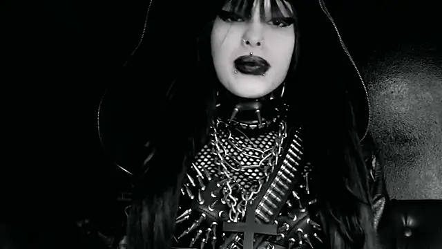 XXIOUX online show from March 25, 2026, 2:45 pm