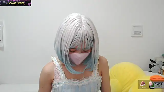 Snapshot of SUZU_ chatting on January 27, 2025, 12:05 pm SUZU online show from January 27, 2025, 12:05 pm