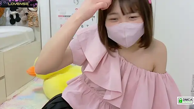 Snapshot of SUZU_ chatting on March 20, 2025, 6:08 am SUZU online show from March 20, 2025, 6:08 am