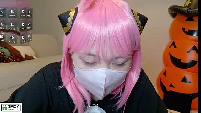 SUZU  online show from October 27, 2025, 1:04 pm