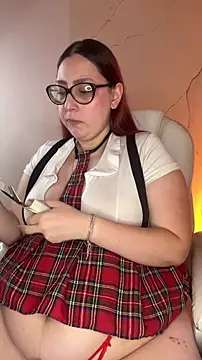 NiickyJones online show from April 13, 2026, 1:11 am