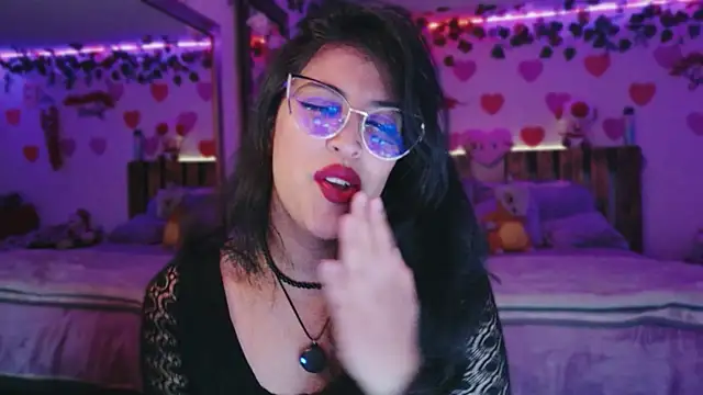 azahar  ziiz online show from April 29, 2026, 11:55 pm