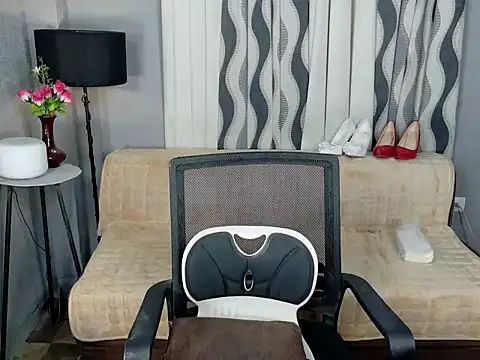 FATLUCY online show from February 21, 2026, 3:46 pm