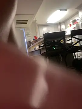 Snapshot of ft2022W chatting on February 6, 2025, 5:40 pm ft2022W online show from February 6, 2025, 5:40 pm