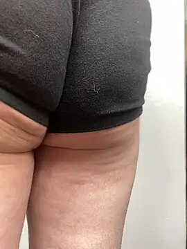 Snapshot of ft2022W chatting on March 16, 2025, 6:55 pm ft2022W online show from March 16, 2025, 6:55 pm