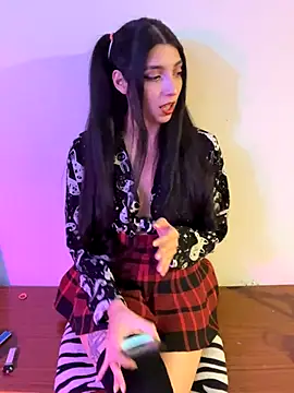 Felicia smok3 online show from December 3, 2025, 2:41 am