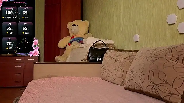 Miss Flexi fit online show from April 5, 2026, 4:15 pm