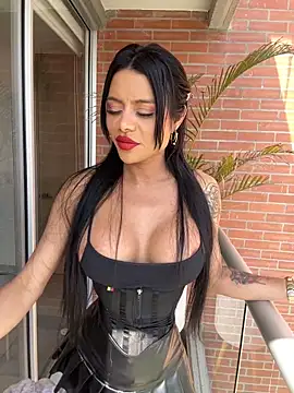 Snapshot of HOT_LADY_777 chatting on December 5, 2024, 2:44 pm HOT LADY 777 online show from December 5, 2024, 2:44 pm