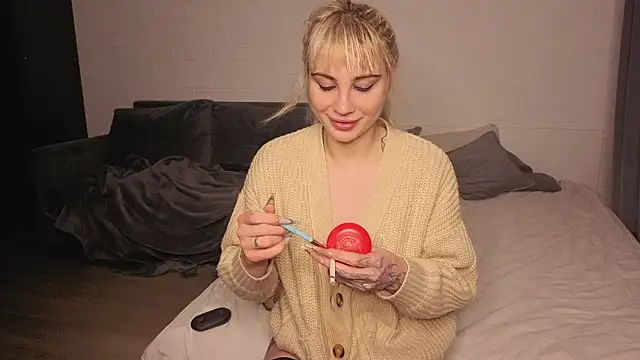 Ashley-Urban online show from February 11, 2026, 4:17 am