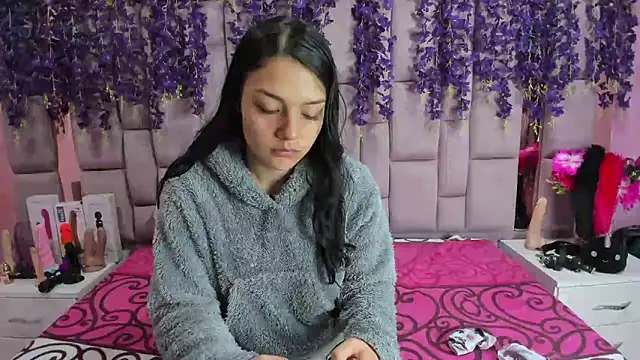 Snapshot of Bich_Anal_ chatting on January 20, 2025, 11:56 am Bich Anal  online show from January 20, 2025, 11:56 am