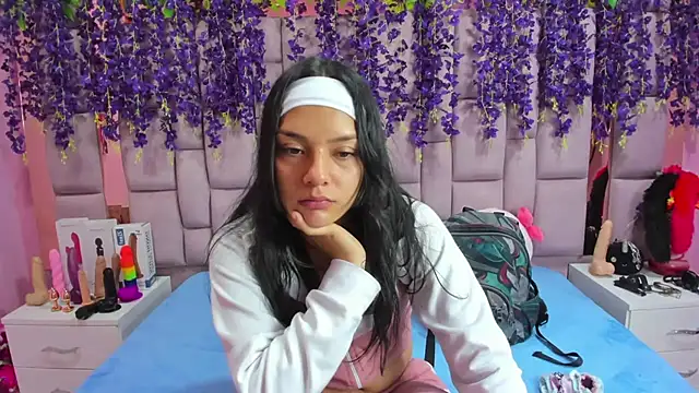 Snapshot of Bich_Anal_ chatting on January 28, 2025, 1:38 pm Bich Anal  online show from January 28, 2025, 1:38 pm