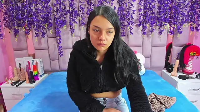 Snapshot of Bich_Anal_ chatting on January 29, 2025, 1:38 pm Bich Anal  online show from January 29, 2025, 1:38 pm