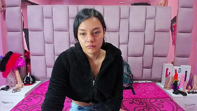 Snapshot of Bich_Anal_ chatting on February 25, 2025, 1:50 pm Bich Anal  online show from February 25, 2025, 1:50 pm