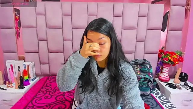 Snapshot of Bich_Anal_ chatting on March 12, 2025, 1:40 pm Bich Anal  online show from March 12, 2025, 1:40 pm