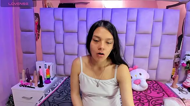 Snapshot of Bich_Anal_ chatting on September 10, 2025, 1:44 pm Bich Anal  online show from September 10, 2025, 1:44 pm