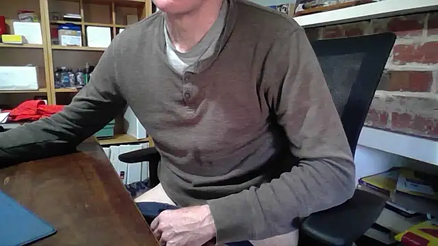 jiggy77777 online show from September 17, 2025, 10:55 pm