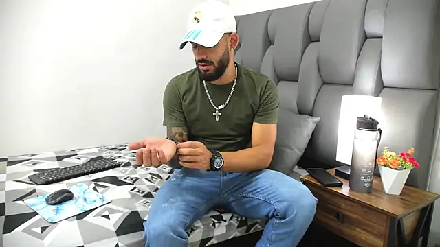 Thiagogomez online show from March 19, 2026, 7:07 pm