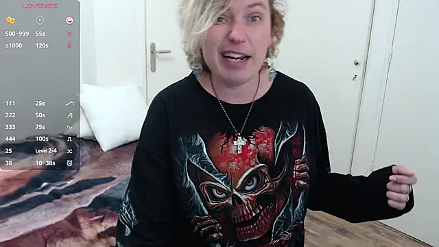 cumfun online show from November 10, 2025, 10:20 pm