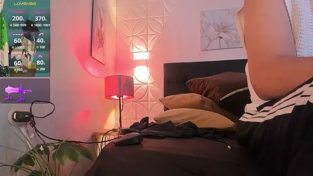 JUANDIAMONDS98 online show from October 31, 2025, 1:12 pm