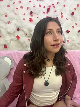 SkarletJhonson  online show from June 13, 2026, 10:29 pm