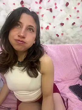 SkarletJhonson  online show from June 14, 2026, 2:52 pm