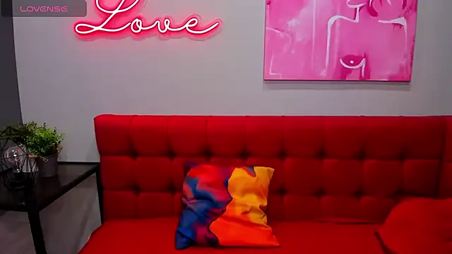 Snapshot of Inna_Lovely chatting on November 27, 2025, 8:49 am Inna Lovely online show from November 27, 2025, 8:49 am