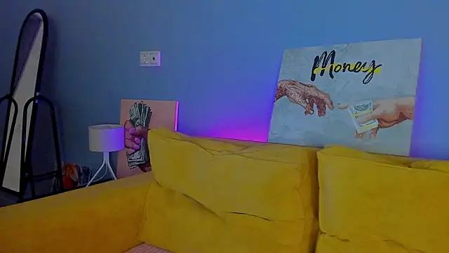 Patricia Cox online show from September 18, 2025, 8:33 pm