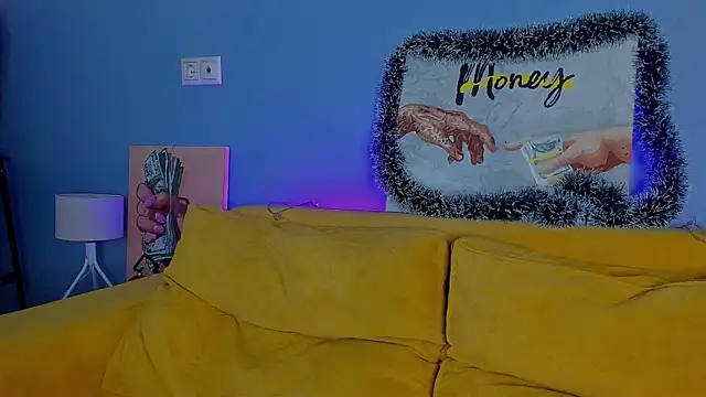 Patricia Cox online show from December 17, 2025, 7:53 pm