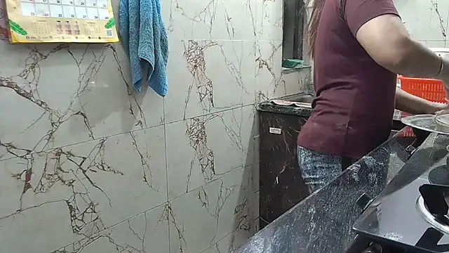 bhabhisexxy 880 online show from November 4, 2025, 2:21 am