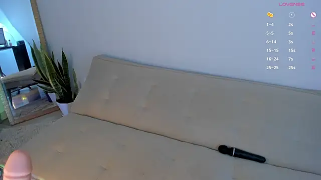 Snapshot of sweet_pink_ chatting on September 21, 2025, 10:50 am sweet pink online show from September 21, 2025, 10:50 am