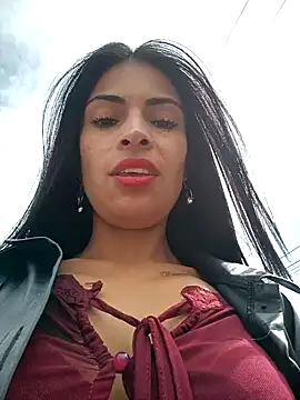 Astrid-- online show from February 5, 2025, 2:59 pm