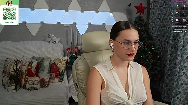 HarleyDeess online show from December 21, 2024, 11:45 pm