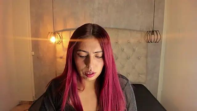 Alice Laurentt online show from February 19, 2025, 3:06 am