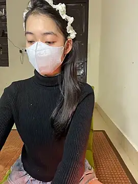 Snapshot of DA-EUN chatting on February 7, 2025, 3:34 am DA-EUN online show from February 7, 2025, 3:34 am