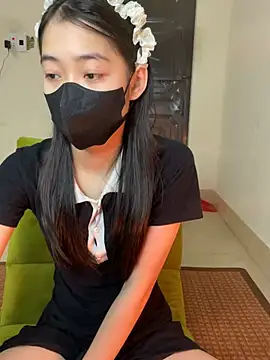 Snapshot of DA-EUN chatting on February 28, 2025, 3:15 am DA-EUN online show from February 28, 2025, 3:15 am