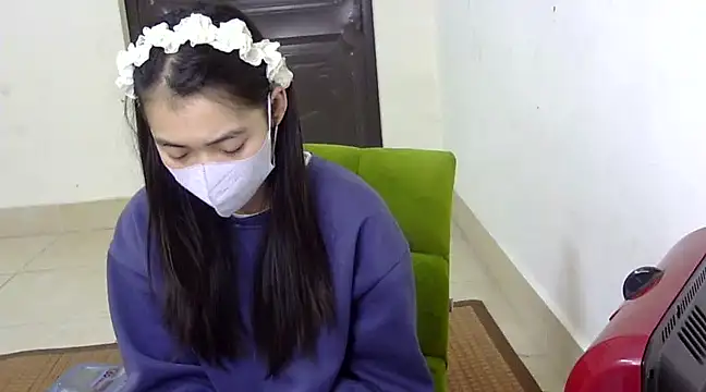 Snapshot of DA-EUN chatting on March 11, 2025, 9:02 am DA-EUN online show from March 11, 2025, 9:02 am