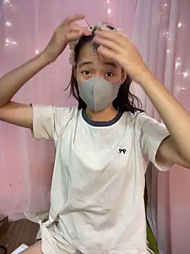 Snapshot of DA-EUN chatting on September 23, 2025, 3:20 am DA-EUN online show from September 23, 2025, 3:20 am