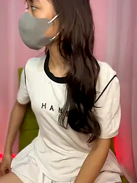 Snapshot of DA-EUN chatting on October 13, 2025, 2:11 am DA-EUN online show from October 13, 2025, 2:11 am